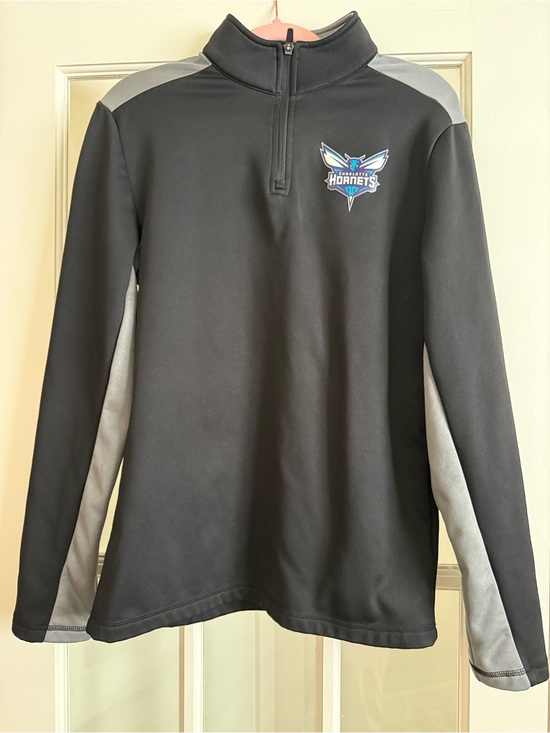 Fanatics Other - Fanatics Charlotte Hornets Black and Gray Charlotte Hornets Quarter-Zip Pullover